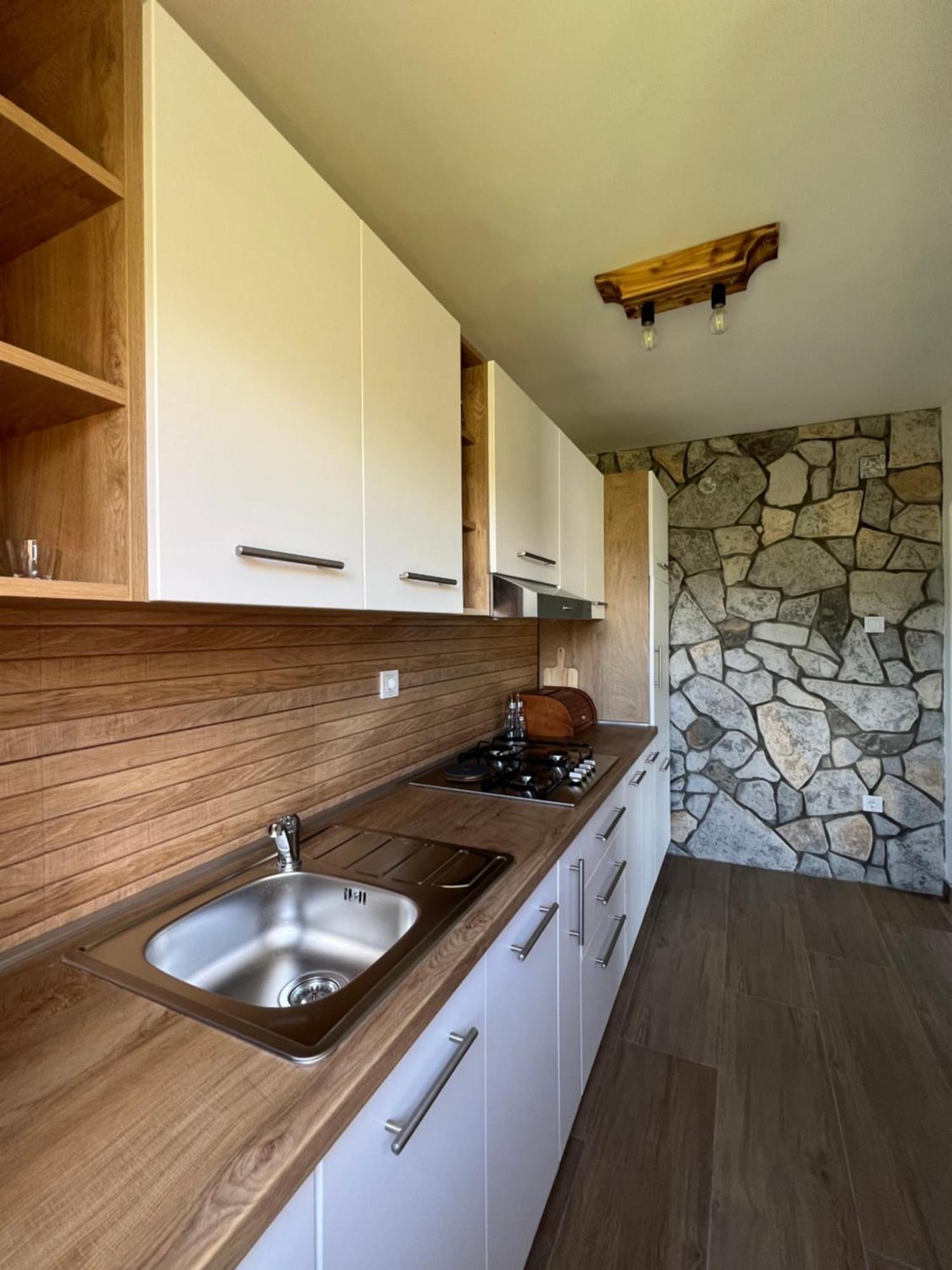 Zen Den Apartments Otočac Exterior foto